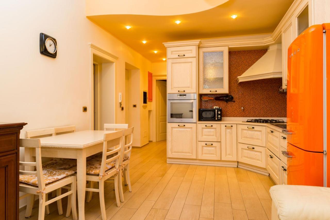Alessandria Central Apt 10Min Walk Central Station Luaran gambar