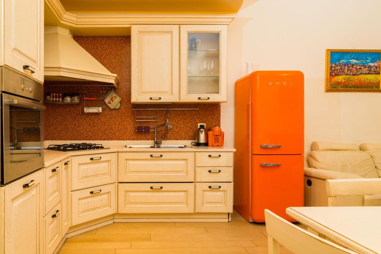 Alessandria Central Apt 10Min Walk Central Station Luaran gambar