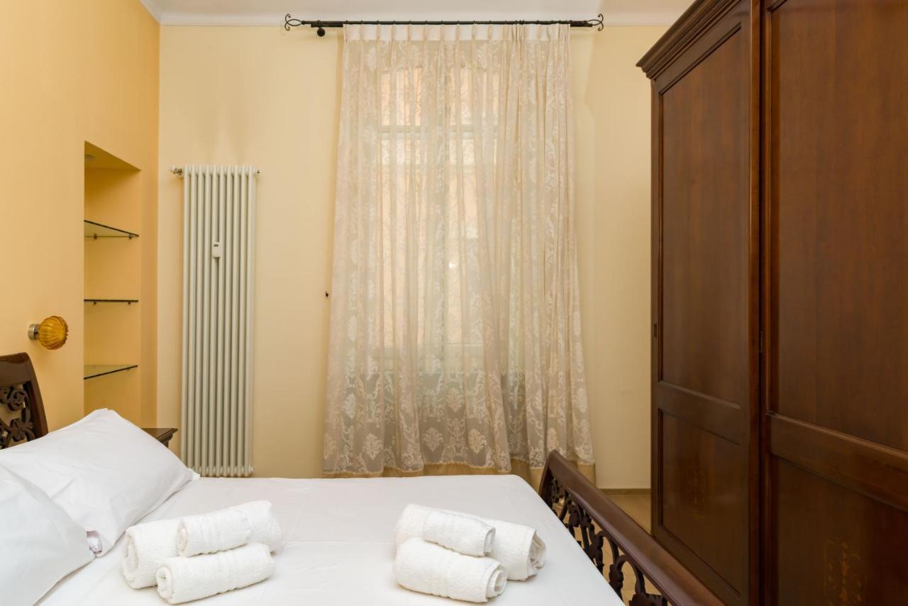 Alessandria Central Apt 10Min Walk Central Station Luaran gambar