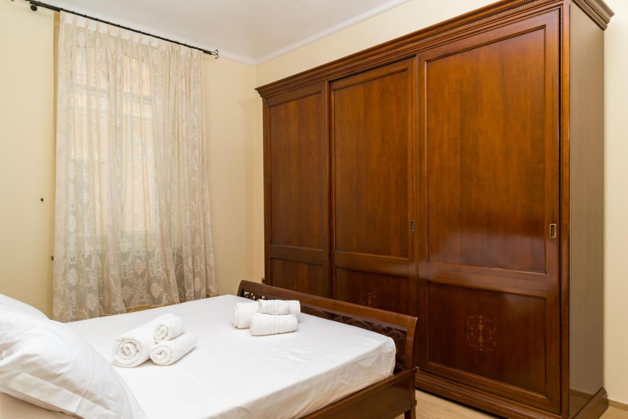 Alessandria Central Apt 10Min Walk Central Station Luaran gambar
