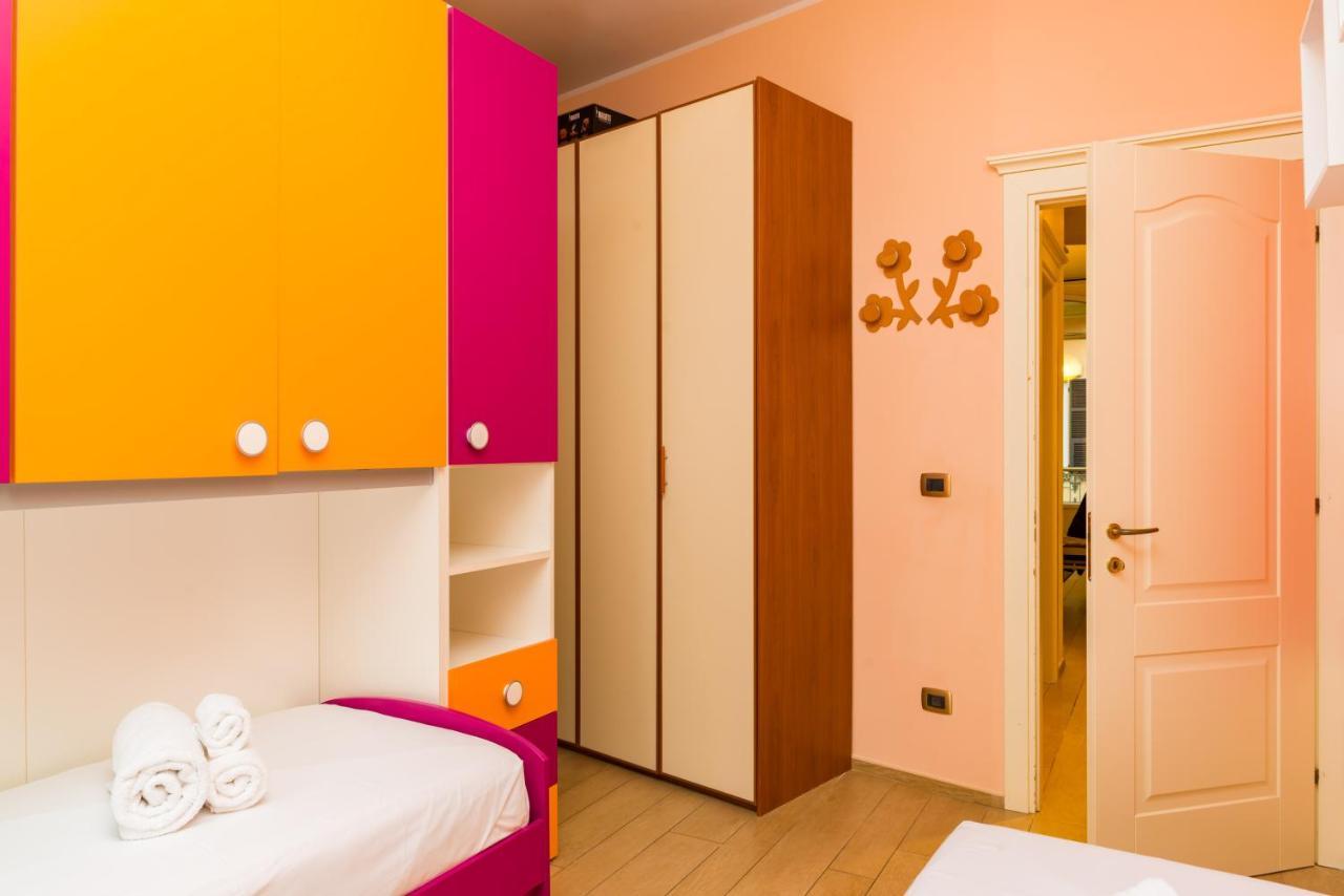 Alessandria Central Apt 10Min Walk Central Station Luaran gambar